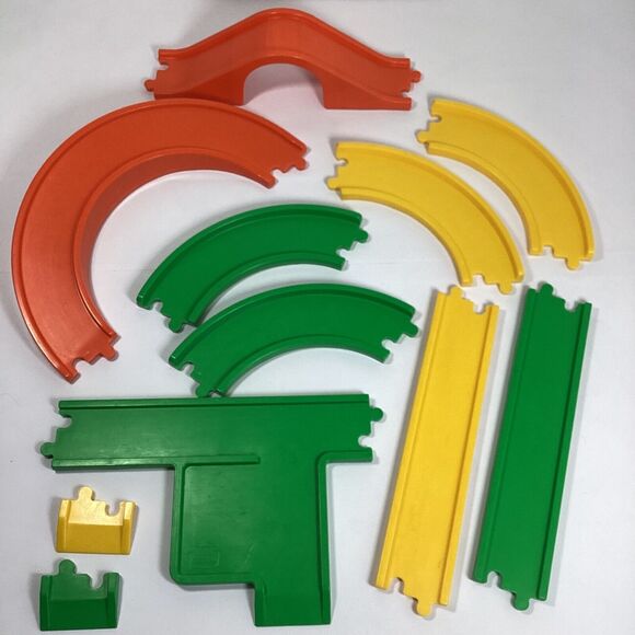 Vtg Hasbro Sesame Street Around Town Roadway City Track Big Bird 1983 Preschool - Picture 2 of 13